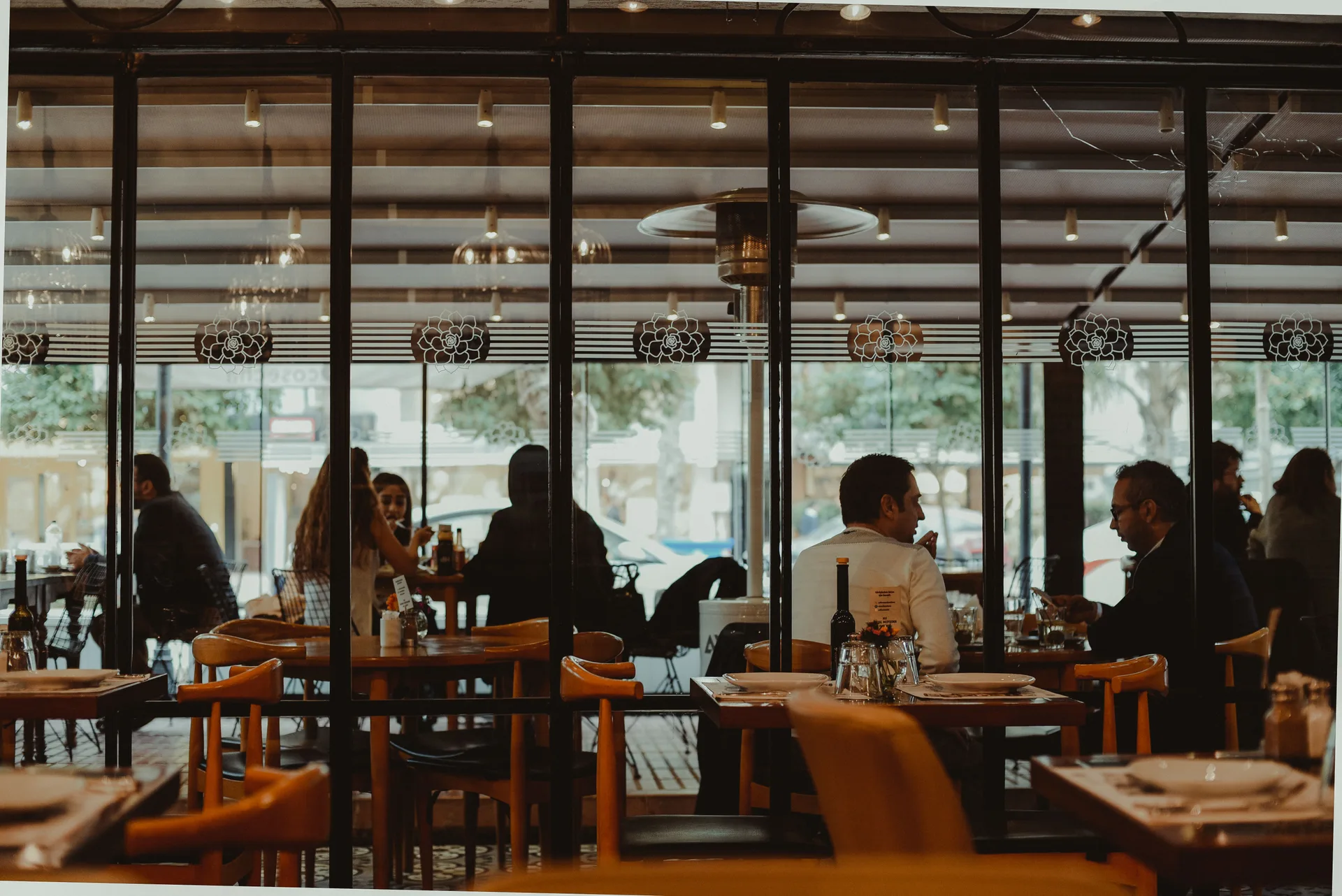 Salle du Restaurant Derkaoui à Hydra, Alger